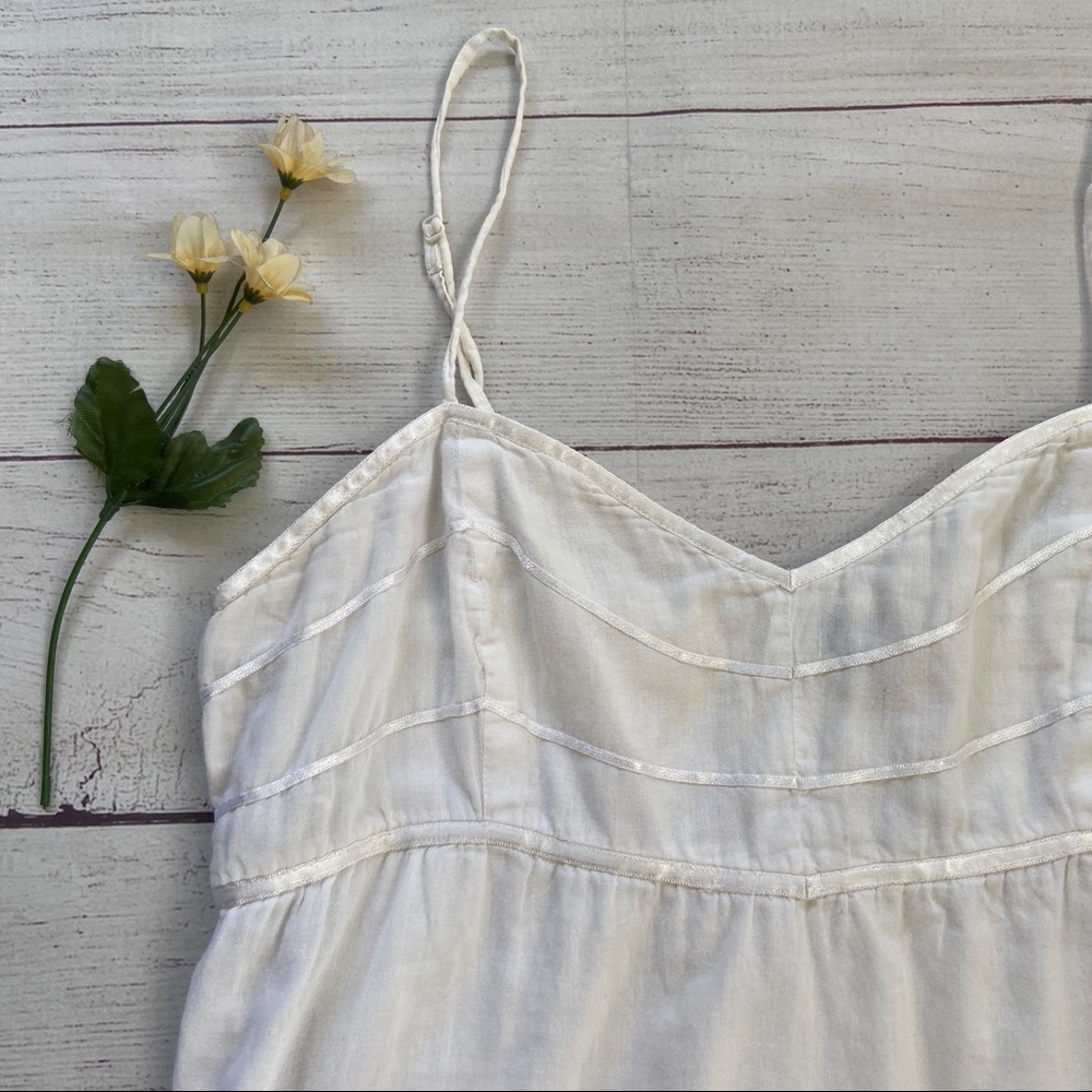 G by GUESS Sweetheart Neck Babydoll Top - Picture 3 of 12